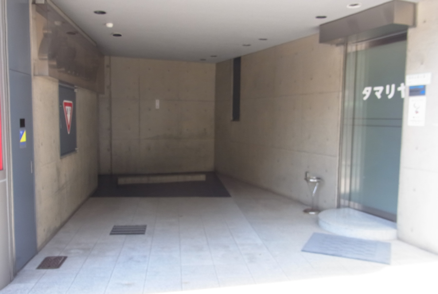 店舗入口